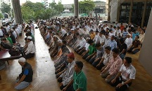 يك هزار مسلمان تايلندی نماز استغفار اقامه كردند